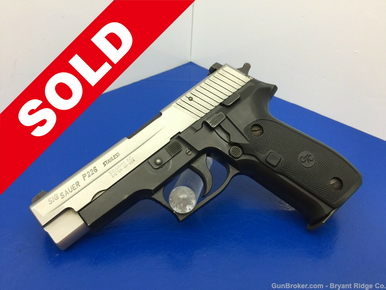 Sig Sauer P226 .40 S&W Two-Toned 4.4