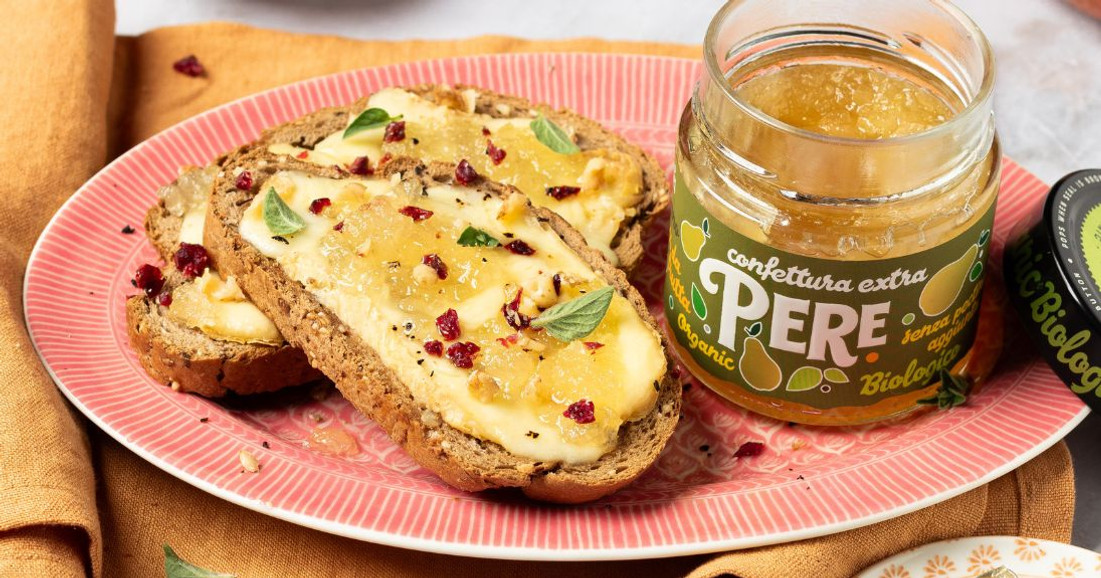 Crostini golosi con Camembert e Pere