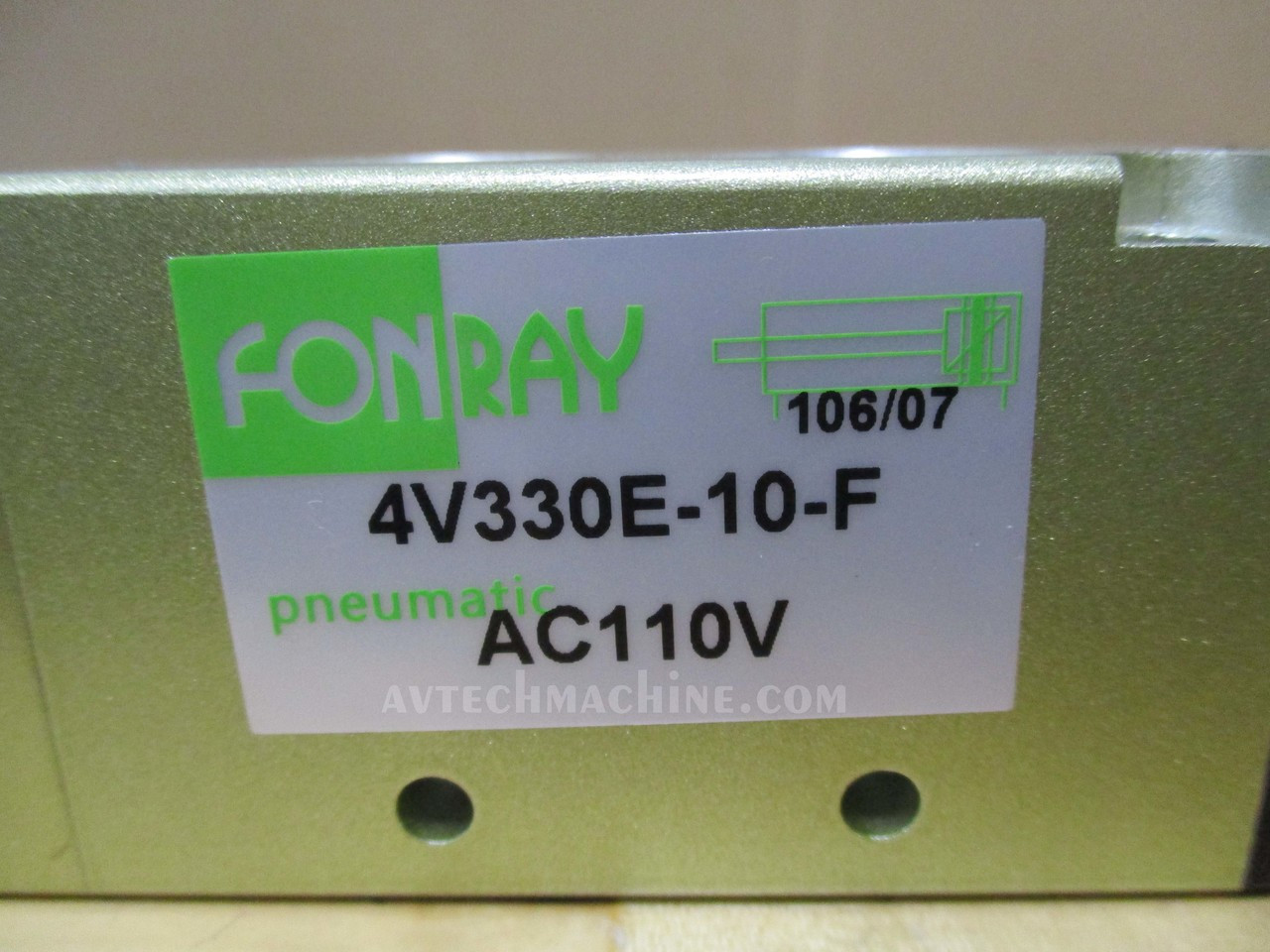 4V330E-10-F-AC110