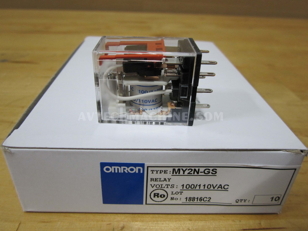 Anoi Género Mediana MY2N-GS-110V Omron Relay 110VAC Coil, 8 Pin