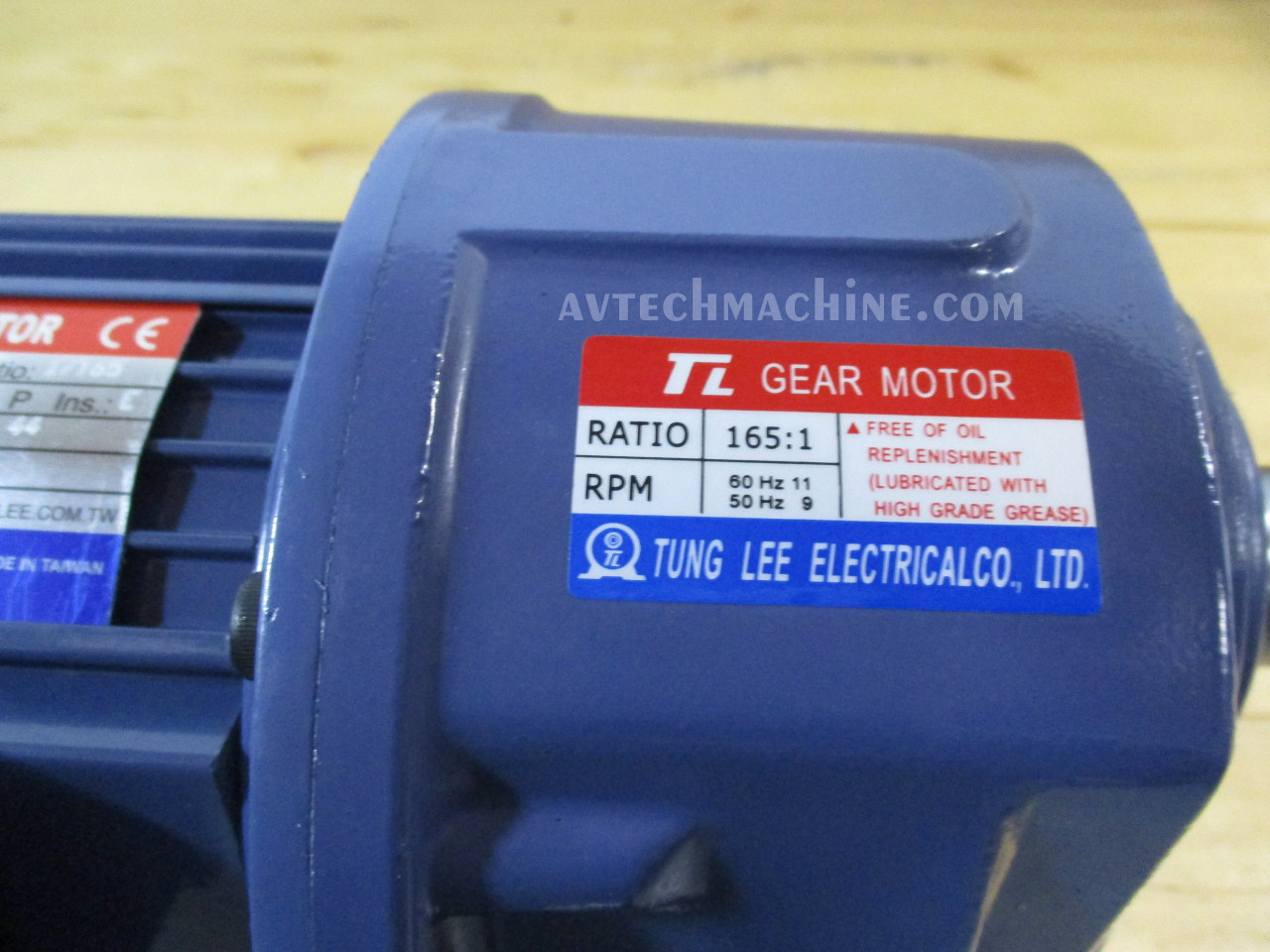 PL28-0200-165S4-Y3