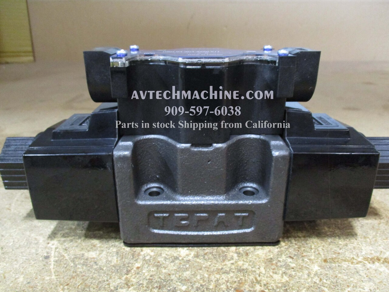 DSG-03-3C4-A220-51T