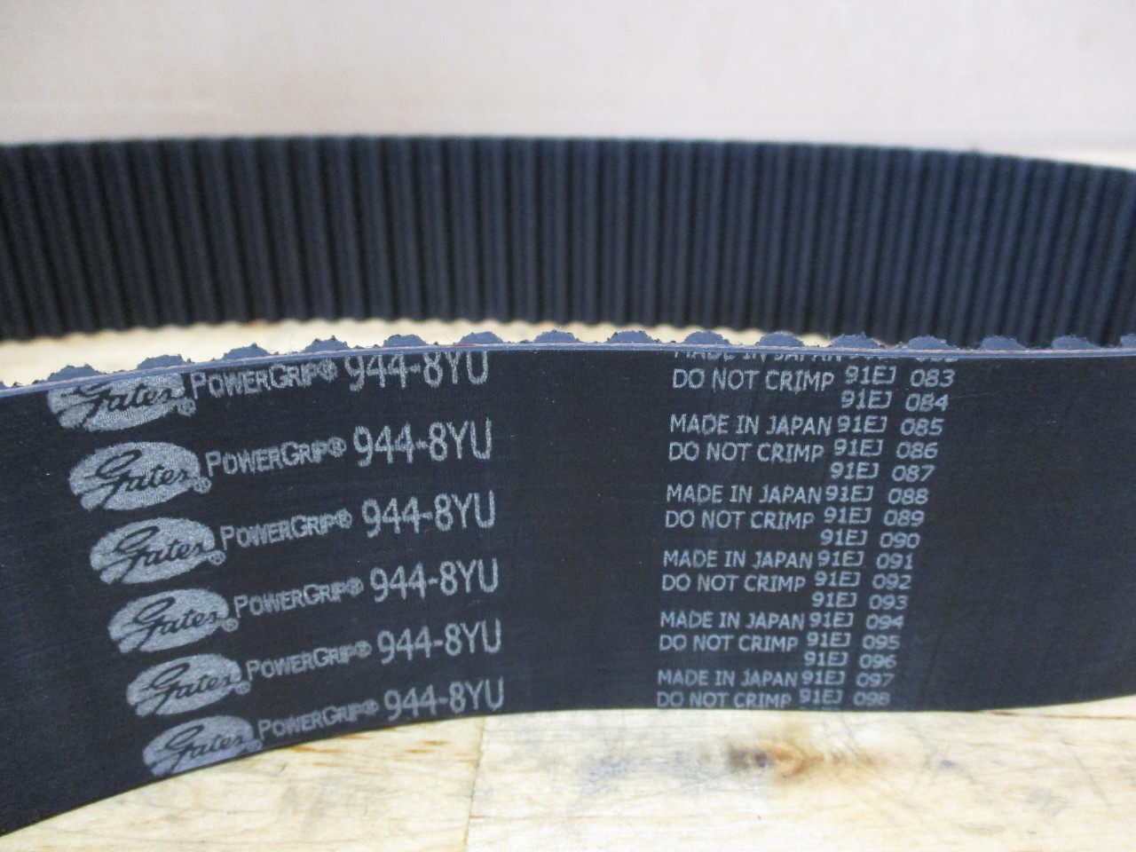 944-8YU-50W