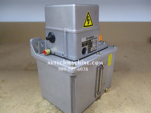 LCB4-011B-TZ4 Showa Lubrication Pump 4L Steel Tank 1P 200V