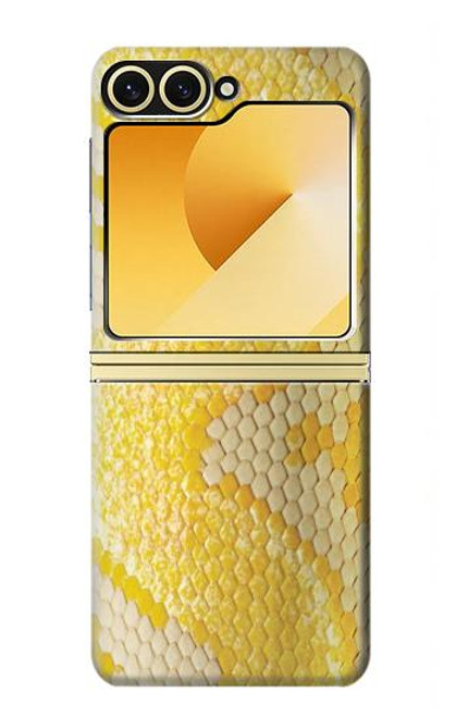 S2713 黄蛇の皮膚 グラフィックプリント Yellow Snake Skin Graphic Printed Samsung Galaxy Z Flip 6, Flip 7 FE バックケース、フリップケース・カバー