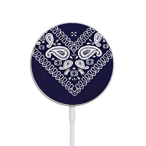 S3357 ネイビーブルーバンダナパターン Navy Blue Bandana Pattern iPhone 16 15 14 13 12用MagSafe 15W対応磁気ワイヤレス充電パッド