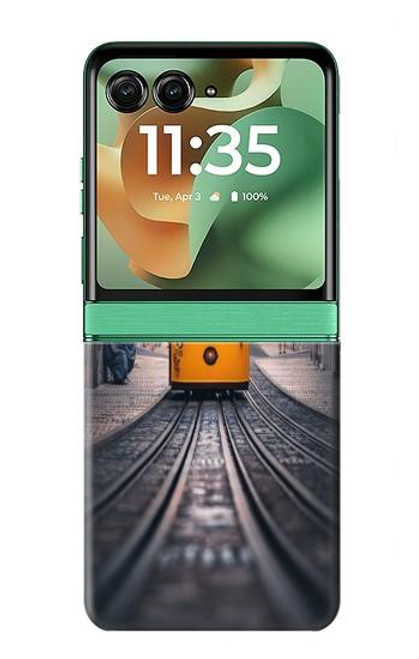 S3867 リスボンのトラム Trams in Lisbon Motorola Razr 60, Razr 2025 バックケース、フリップケース・カバー