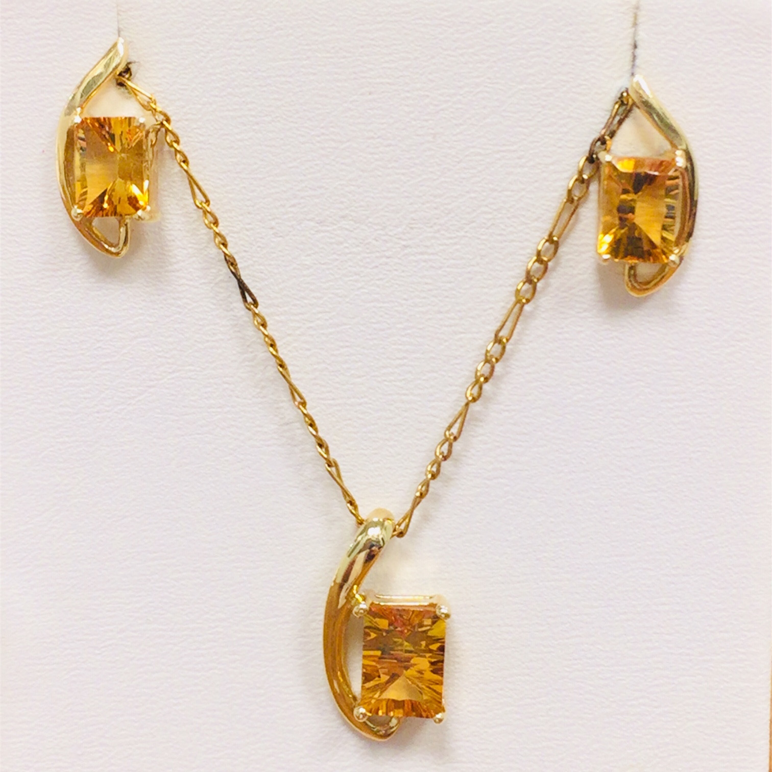 Laney's Diamonds and Jewelry