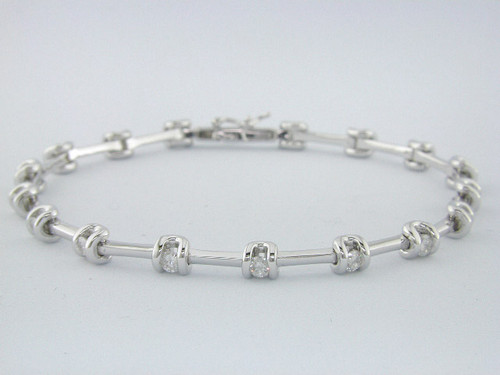 Custom design round wire links/"U" set diamond bracelet