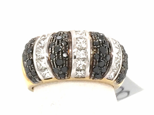 18 karat yellow gold black diamond and princess cut diamond ring