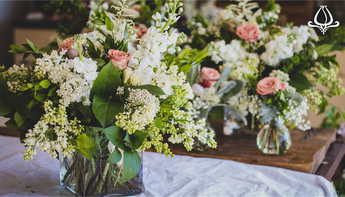 Wedding Flowers: Say it With a Centerpiece!