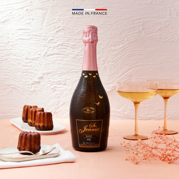 So Jennie Paris Rosé with 21-carat gold butterflies — luxury 0.0% non-alcoholic Champagne alternative