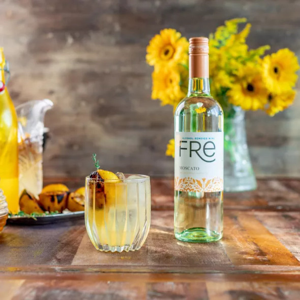 Sutter Home FRE Moscato non-alcoholic white wine bottle
