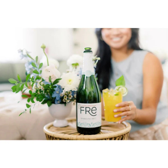 Sutter Home FRE Sparkling Brut non-alcoholic sparkling wine bottle