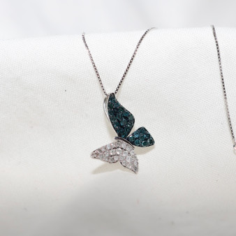 Butterfly 18k White Gold Necklace