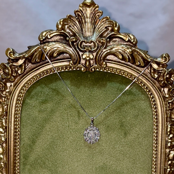 Asha 18k White Gold Necklace