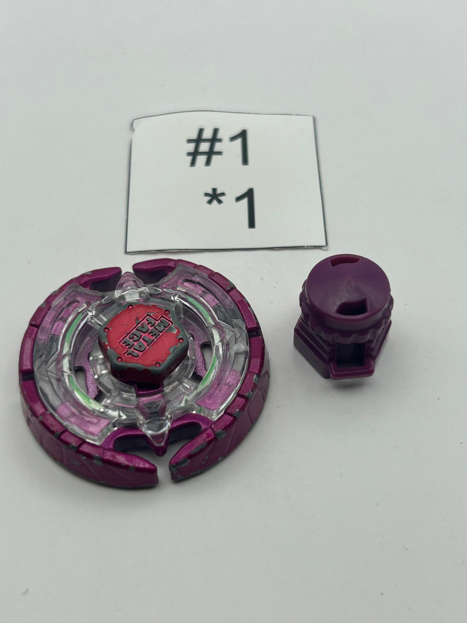 TAKARA TOMY Earth Eagle / Aquila 145WD Mitsuya Red Beyblade Metal