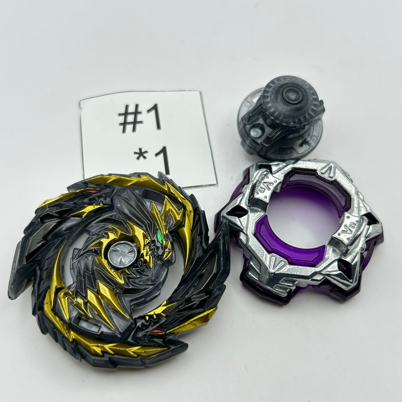 TAKARA TOMY Master Diabolos / Devolos Vanguard Absorb Xtend Burst