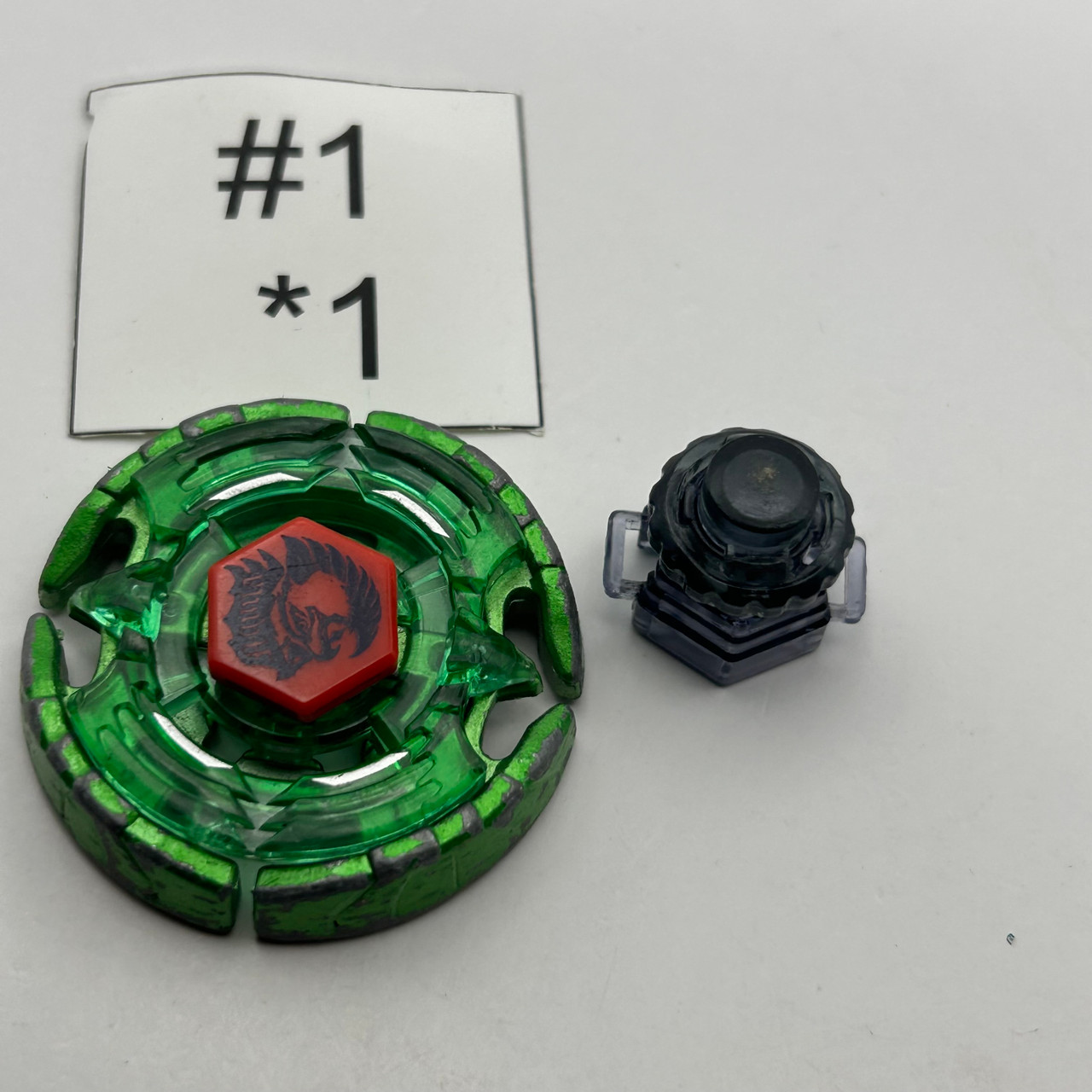 TAKARA TOMY Earth Aquilla / Eagle 145WD Metal Fight / Metal Fusion