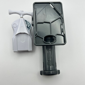 TAKARA TOMY Grey Launcher Grip BB-73 + Left Spin Launcher #9 [USED]