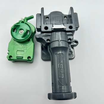 TAKARA TOMY Grey 3-Segment Launcher Grip BB-73 + Green Right Spin Launcher #34 [USED]