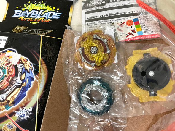 TAKARA TOMY Wizard Fafnir .Rt.Rs Burst Rise GT Beyblade B-139 (Rare Gold Recolor Version)