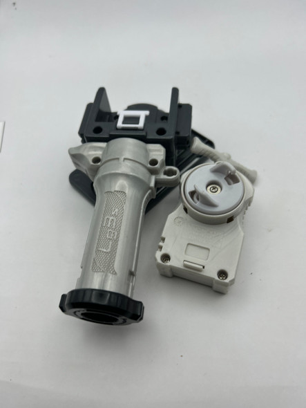 TAKARA TOMY Grey Launcher Grip BB-73 + Left Spin Launcher #6 [USED]