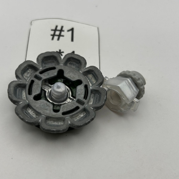 TAKARA TOMY Divine Leone 145PD Beyblade Metal Fight / Metal Fury BB-106 [USED]