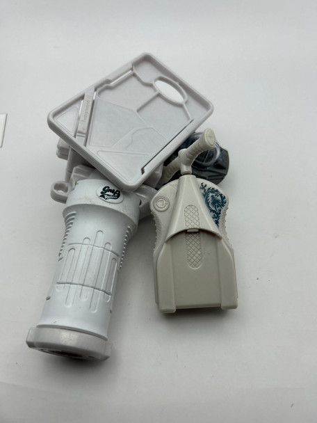 TAKARA TOMY Grey 3-Segment Launcher Grip BB-73 + Left Spin Launcher #13 [USED]