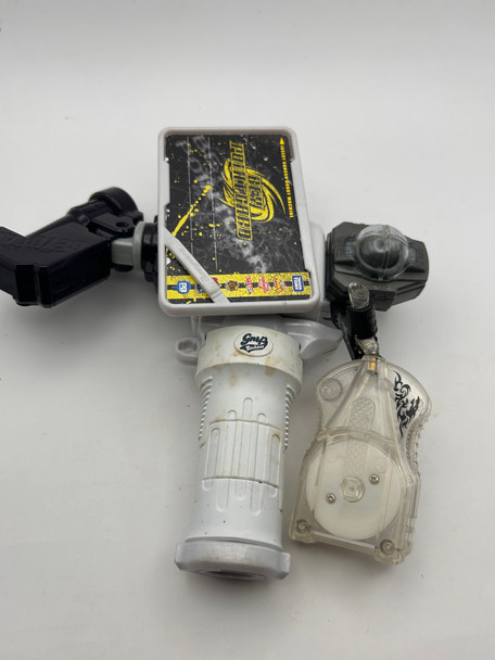 TAKARA TOMY White 3-Segment Launcher Grip BB-73 + Left Spin Launcher #26 [USED]