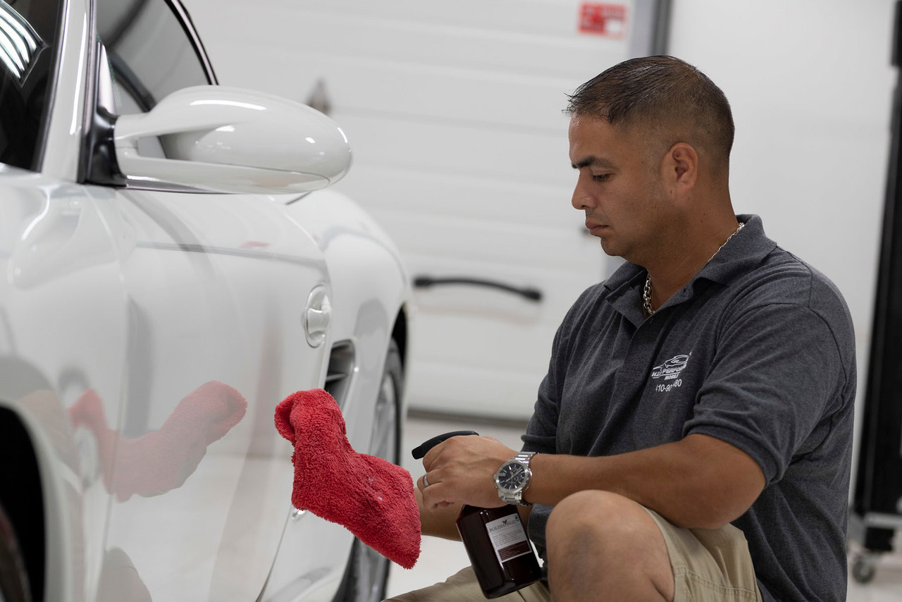 3 Qualities Every Professional with Auto Detailing Training Should Possess