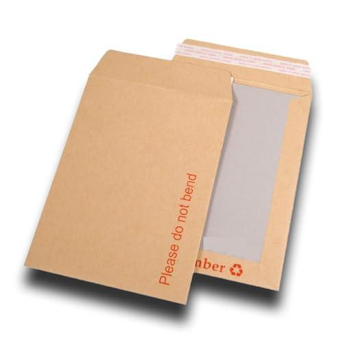 Q-Connect C4 Envelopes Board Back Peel and Seal 115gsm Manilla, image shows a pack of 125 manilla envelopes with peel and seal adhesive and a board back for mailing.