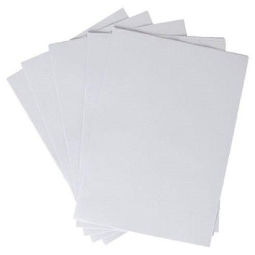 Cartridgex Contract A4 White Office Paper 70gsm – Box of 5 Reams, plain white sheets of A4 standard size stacked together.