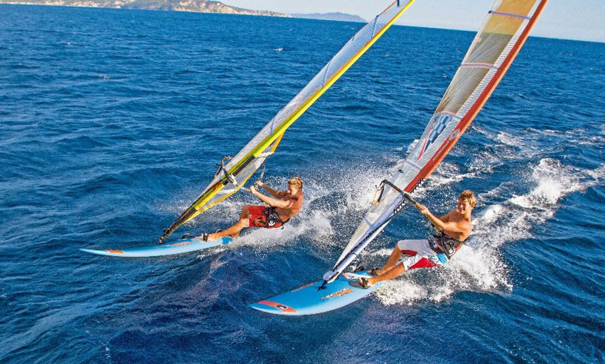 How to Choose a Windsurfing Sail Size