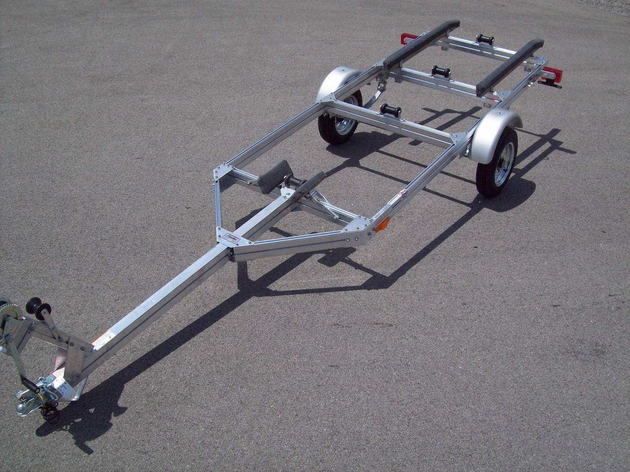 Lightweight Boat Trailer 1200 pound capacity trailer for boats up