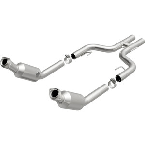 MagnaFlow Direct Fit Catalytic Converter 07-10 Ford Mustang 4.6L