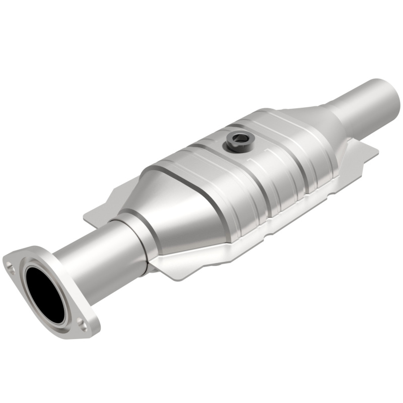 MagnaFlow Direct Fit Catalytic Converter 10-12 Ford Fusion 2.5L