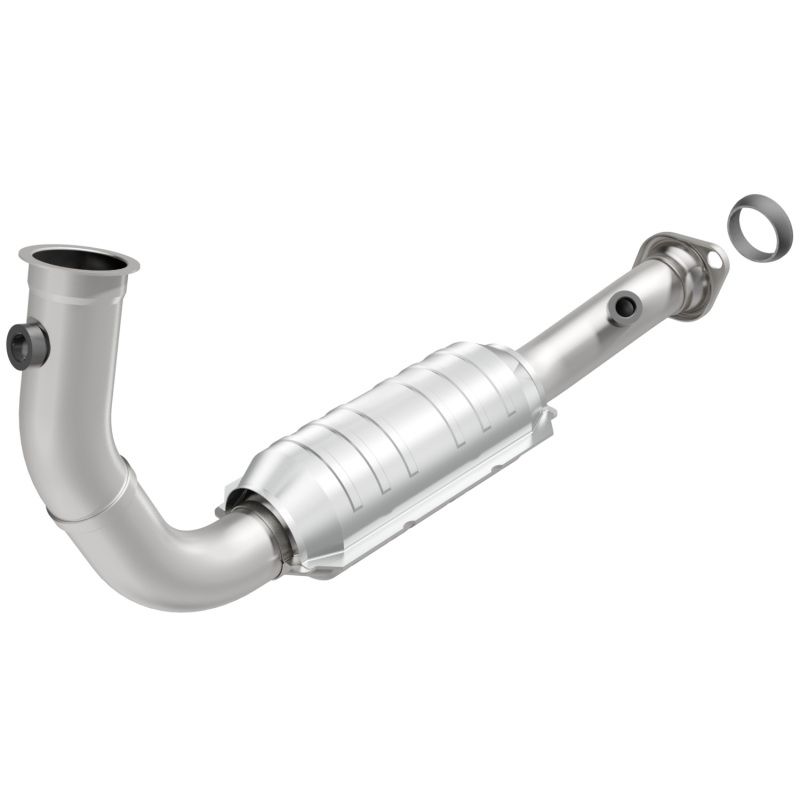 MagnaFlow Direct Fit Catalytic Converter 2004 Liberty P/S frt