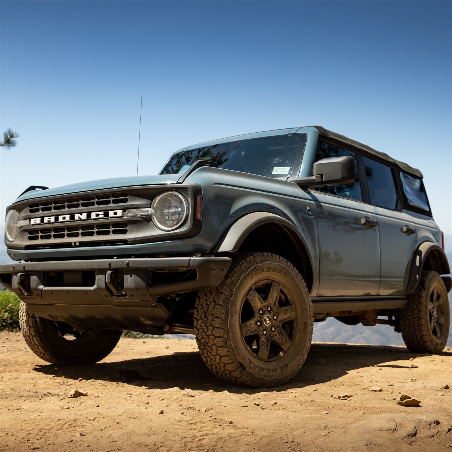 2021-2024 Bronco Off-Road Suspension 2" Lift Kit 4-Door (M-18000-B1)