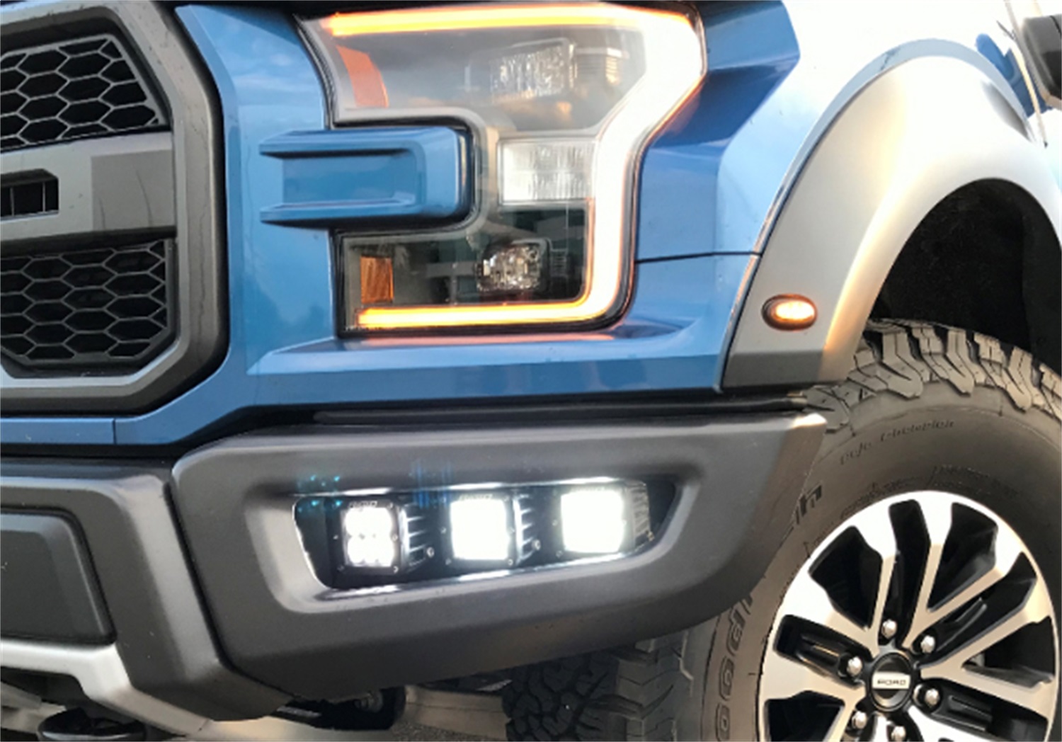 2017-2020 Ford Performance Parts By Rigid F-150 Raptor Off-Road Fog Light Kit (M-15200-RFL)