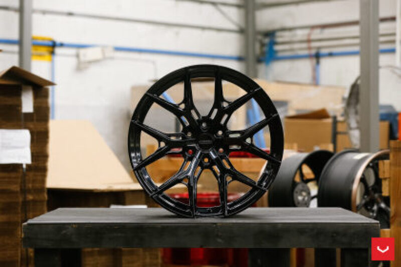Vossen HF6-4 22x12 - 8x180 - ET-44 - Ultra Deep - 124.3 - Gloss Black Wheel
