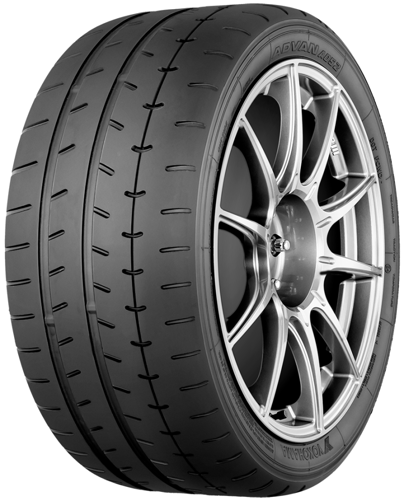 Yokohama Advan A052 Tire - 265/35R18 97Y