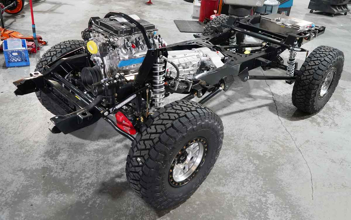 Universal Pro 4×4 Chassis