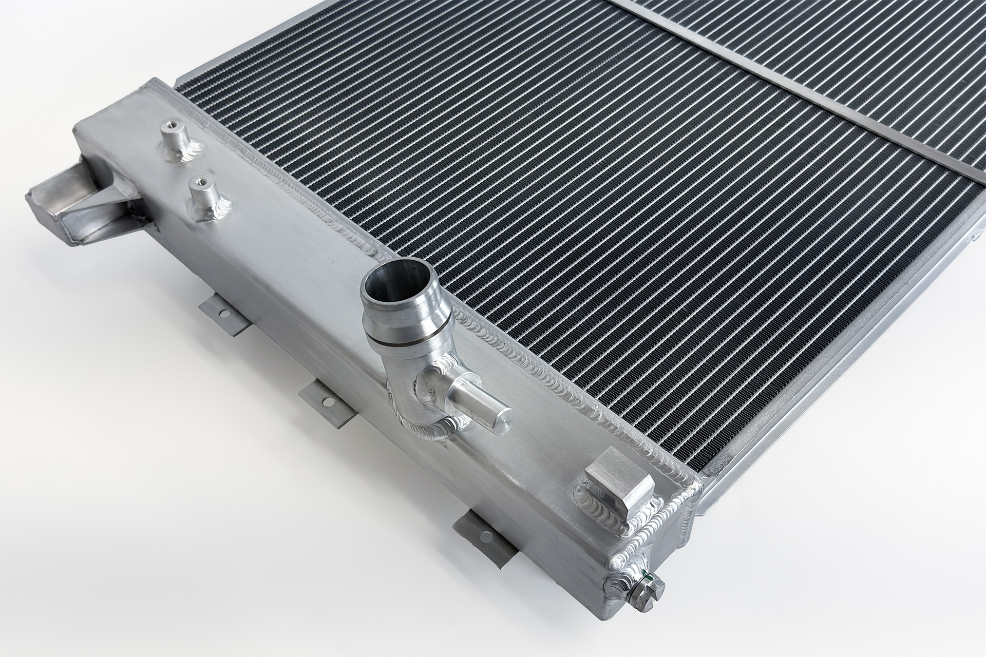 2nd Gen Raptor & 13/14th Gen F-150 Heavy-Duty All-Aluminum Radiator (8095)
