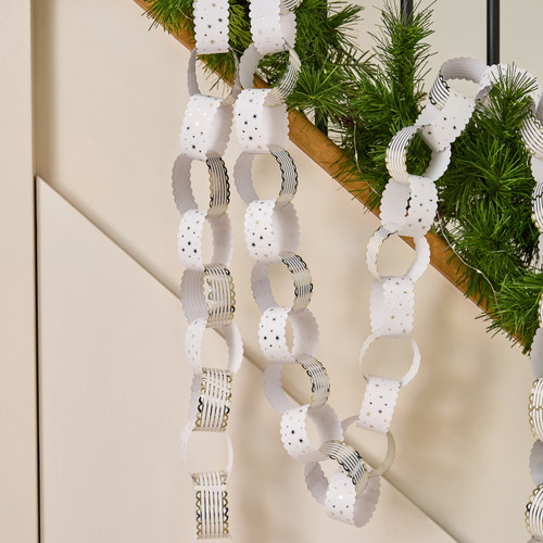 A pack of DIY White & Gold Scallop Edge Paper Chains.