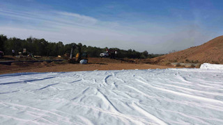 150' x 200' Landfill Cap Cover | Salt Pile Cover, no hems, no grommets (60-TPLC-006-150200-50)