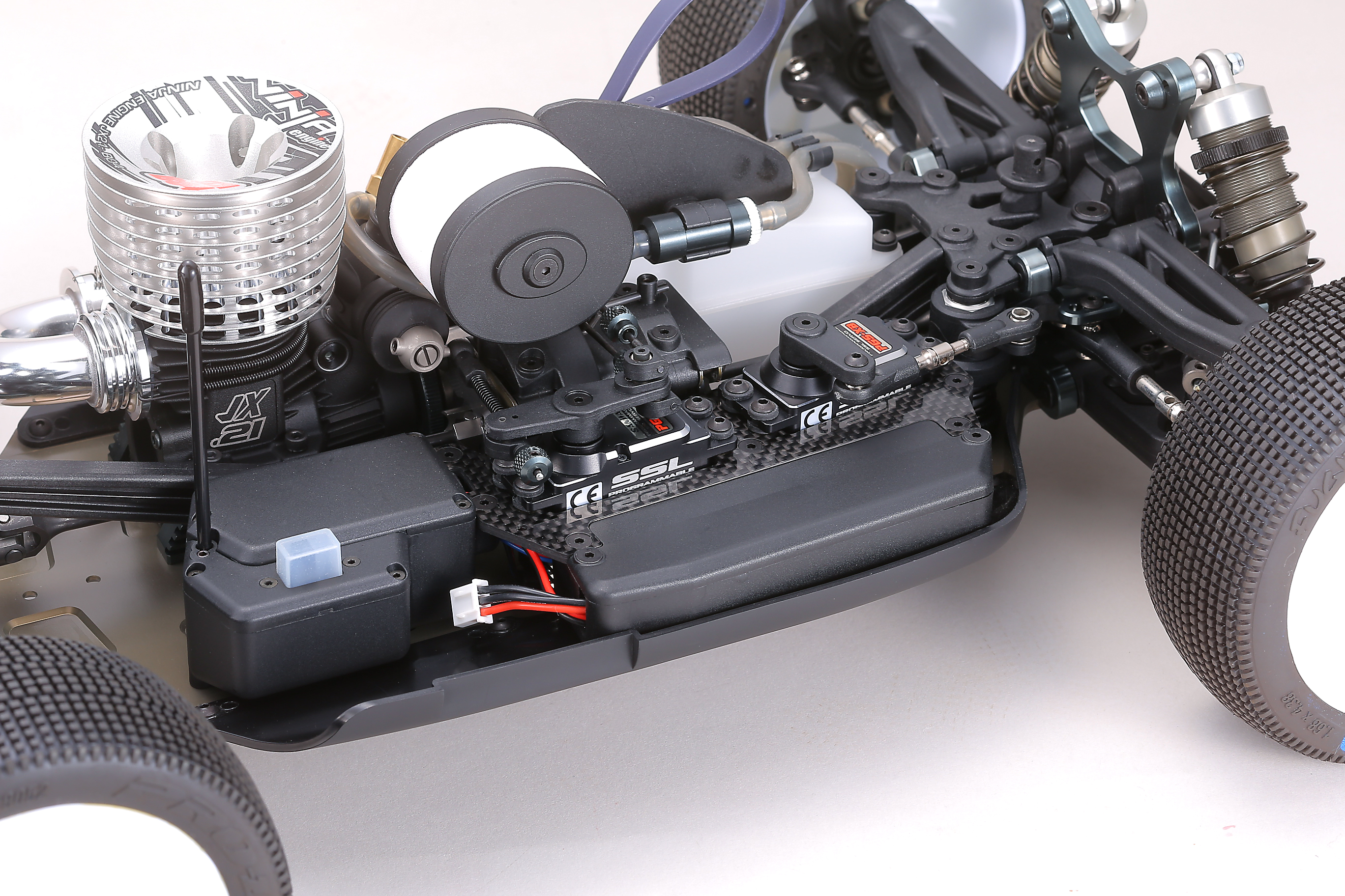 mbx-8-19.jpg mbx-8-19.jpg