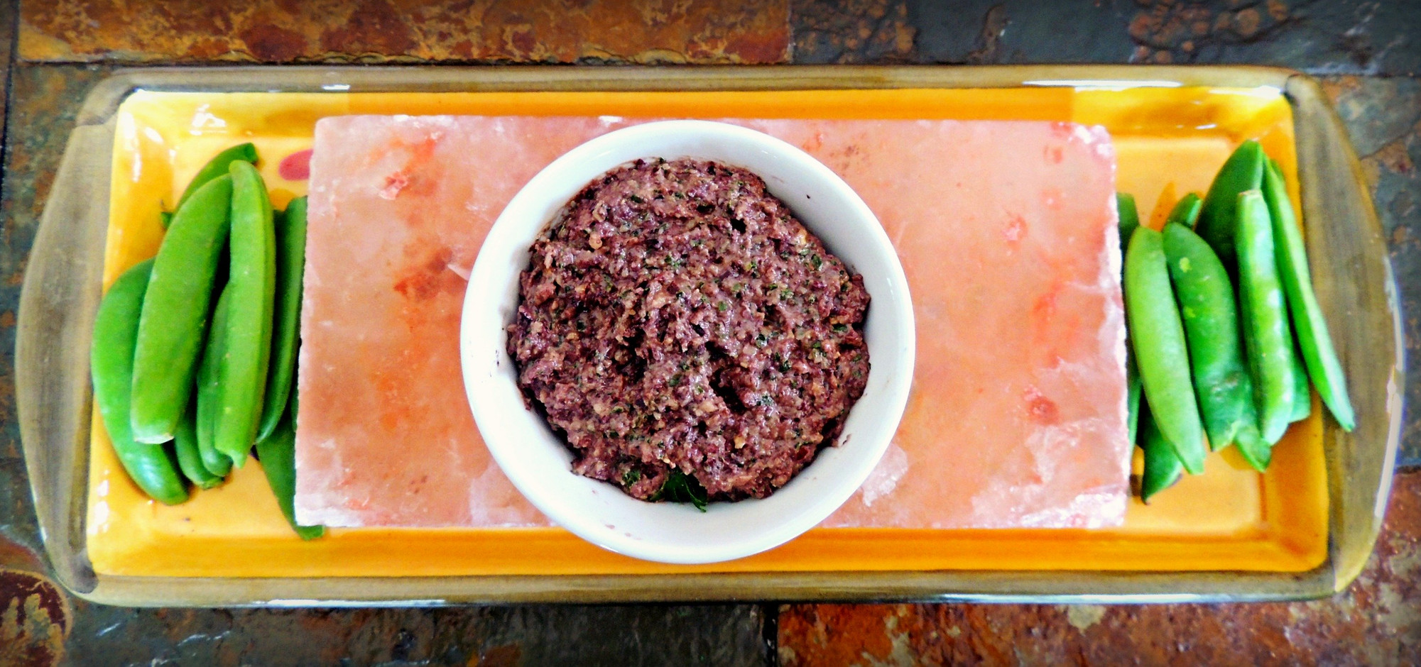 Hearty Kalamata Tapenade with Unfiltered Olive Oil