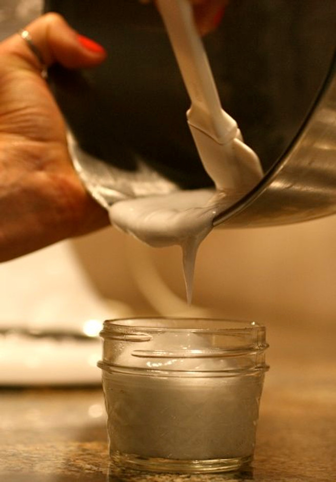 Video: Homemade Whipped Extra-Virgin Coconut Oil Lotion