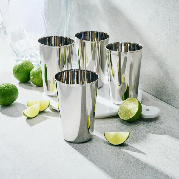 4 Dishwasher-Safe Stainless Steel Cups 4 Dishwasher-Safe Stainless Steel Cups